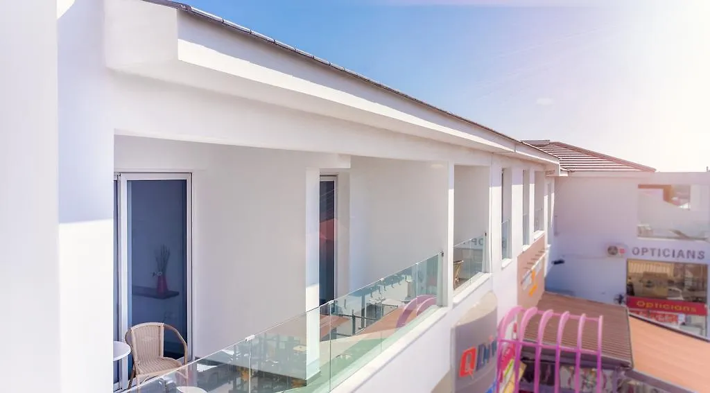 Aparthotel Napian Suites Ayia Napa