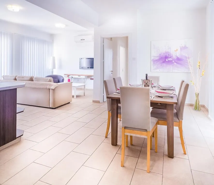 Aparthotel Napian Suites Ayia Napa